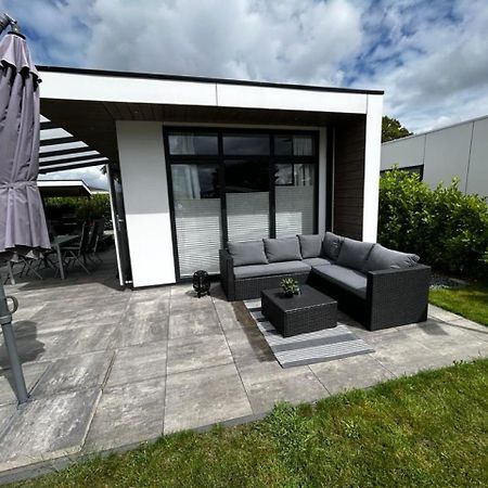 Ferienhaus / Chalet / Bungalow Am See, Holland, Niederlande, Lathum Екстериор снимка